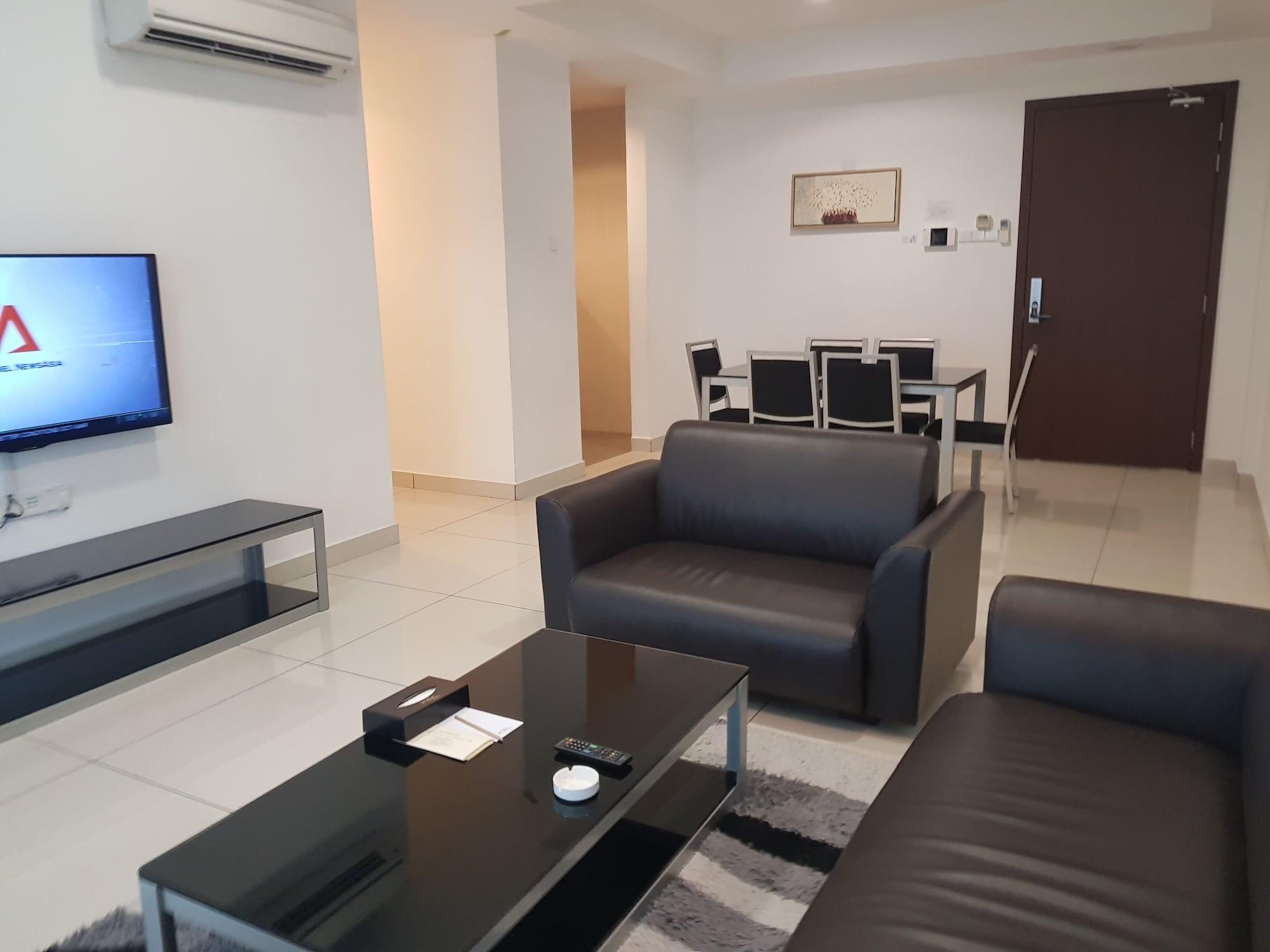 Ksl Hotel & Resort Johor Bahru Eksteriør billede A living room in a modern apartment